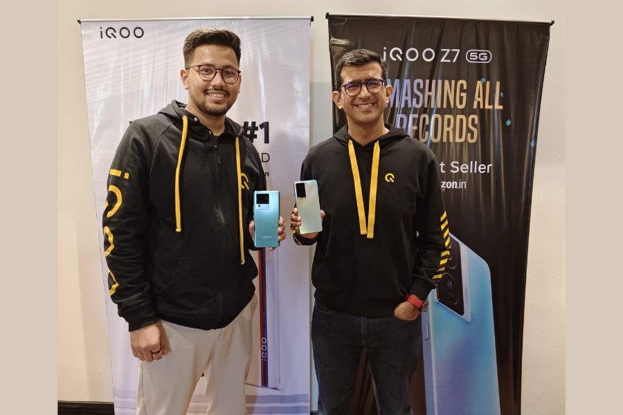 iQOO registers 300% YOY growth in online sales 2022 in Maharashtra, becomes the fastest growing brand in the 15K+ segment in the state