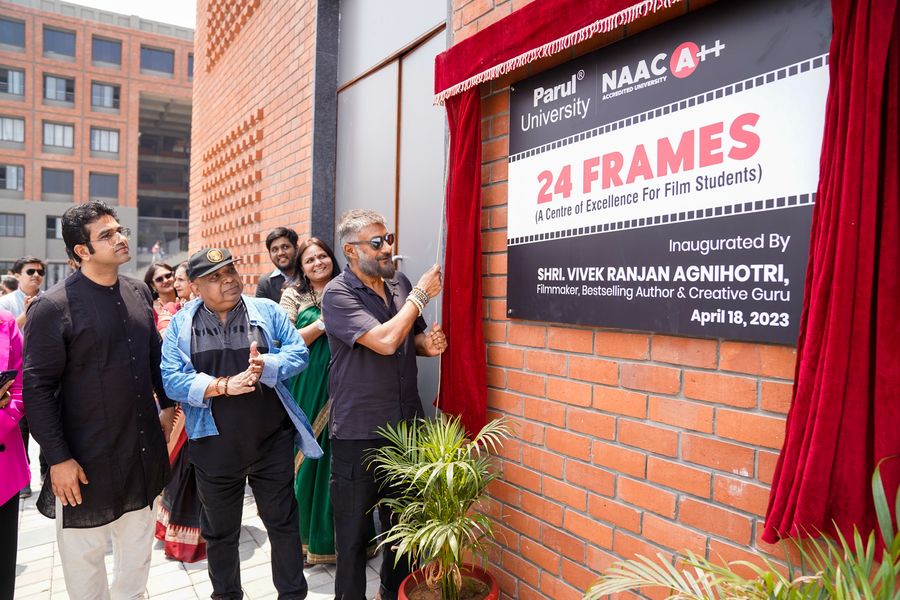 Film Legend Vivek Agnihotri Inaugurates Parul Institute of Design’s Vadodara Film and Design Festival