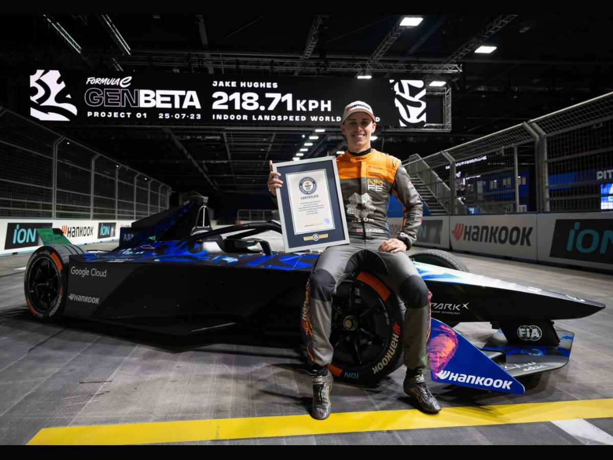 Formula E Car Hits 218 KM/H Top Speed Indoors To Smash Guinness World Records™ Title