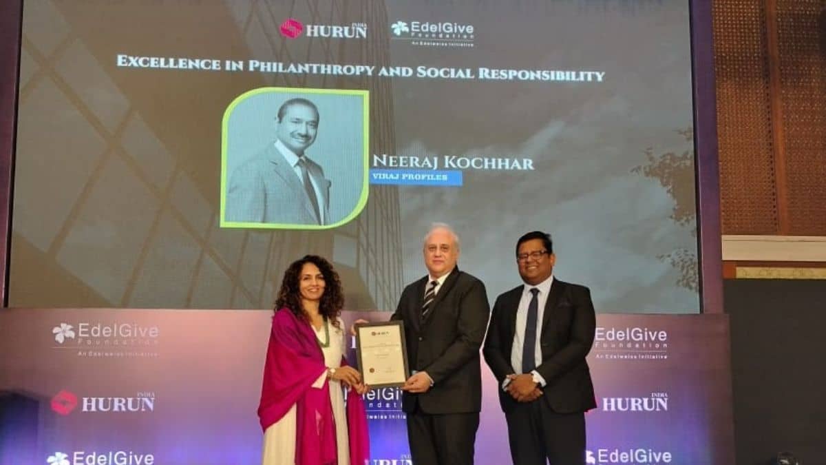 Mr. Neeraj Raja Kochhar, CMD Viraj Profiles pvt Limited, honoured at the India Philanthropy Awards 2024
